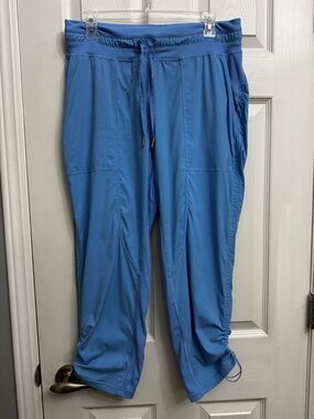 lululemon athletica women’s Dance Studio joggers